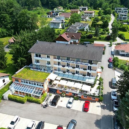 Flairhotel Am Woerthersee เวลเดน อัม เวิร์ทเทอร์ซี ภายนอก รูปภาพ