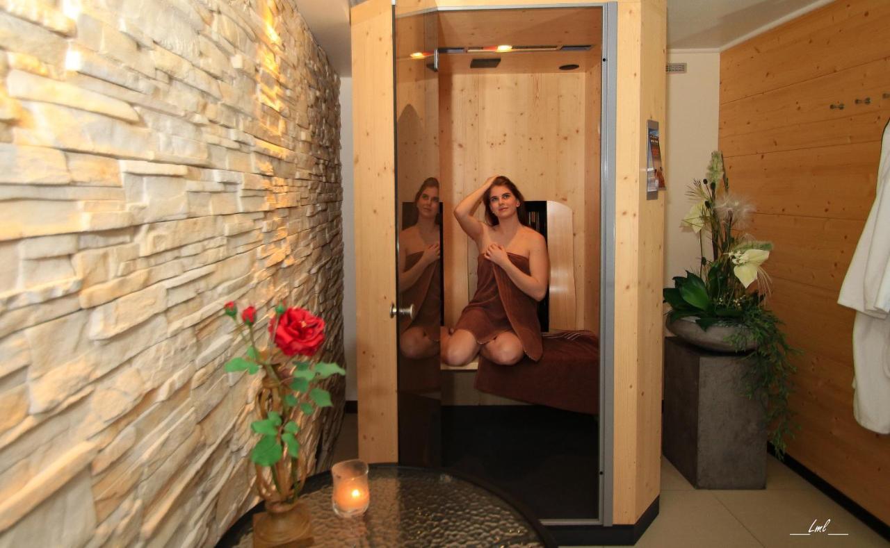 Flairhotel Am Woerthersee เวลเดน อัม เวิร์ทเทอร์ซี ภายนอก รูปภาพ